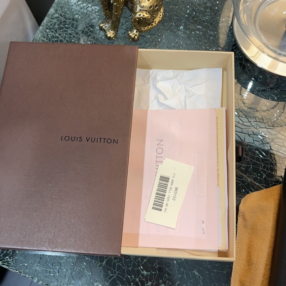 Louis Vuitton wallet - Picture 5 of 6
